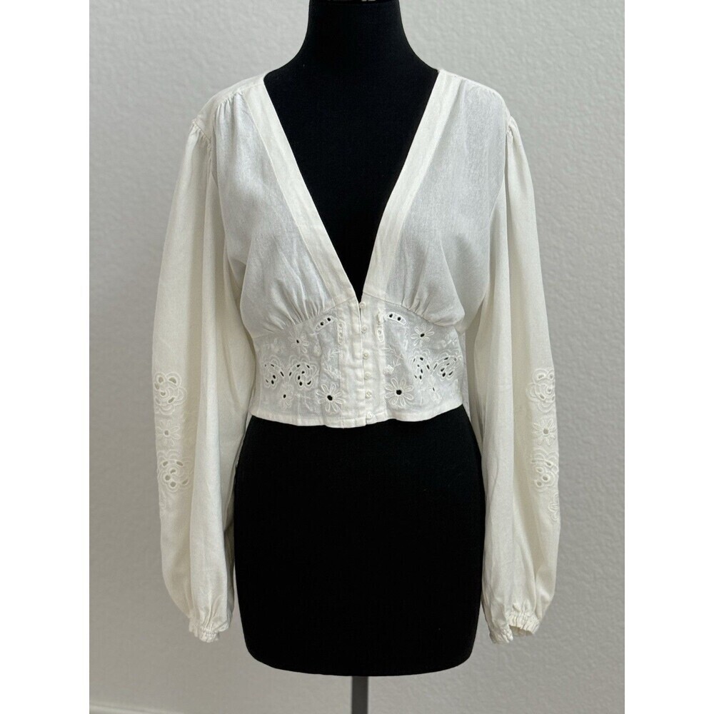 House of Harlow 1960 Linen Blend V Neck Eyelet Lace Long Sleeve‎ Blouse Romantic